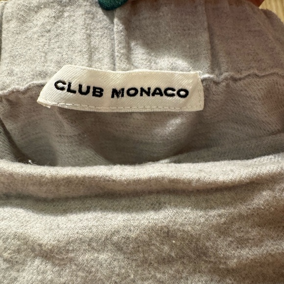 Club Monaco Off the Shoulder blouse - Picture 3 of 7